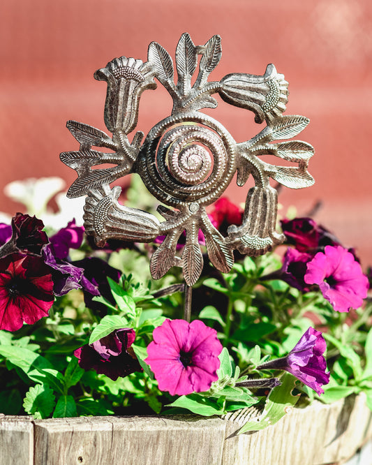 Metal Trumpet Flower Twirl Garden Stakes